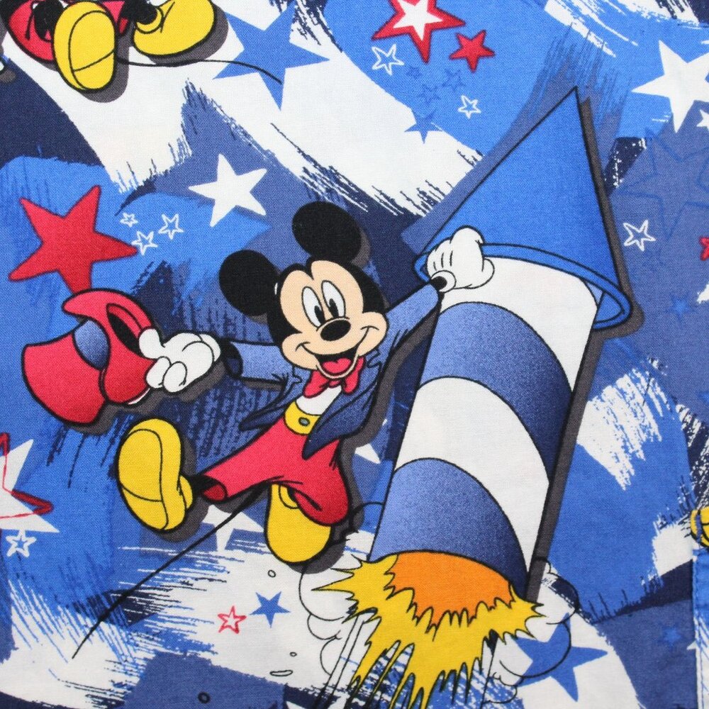 Disney Womens Size 2X Patriotic July 4th Fireworks Medical Uniform Scrub Top - Picture 8 of 9